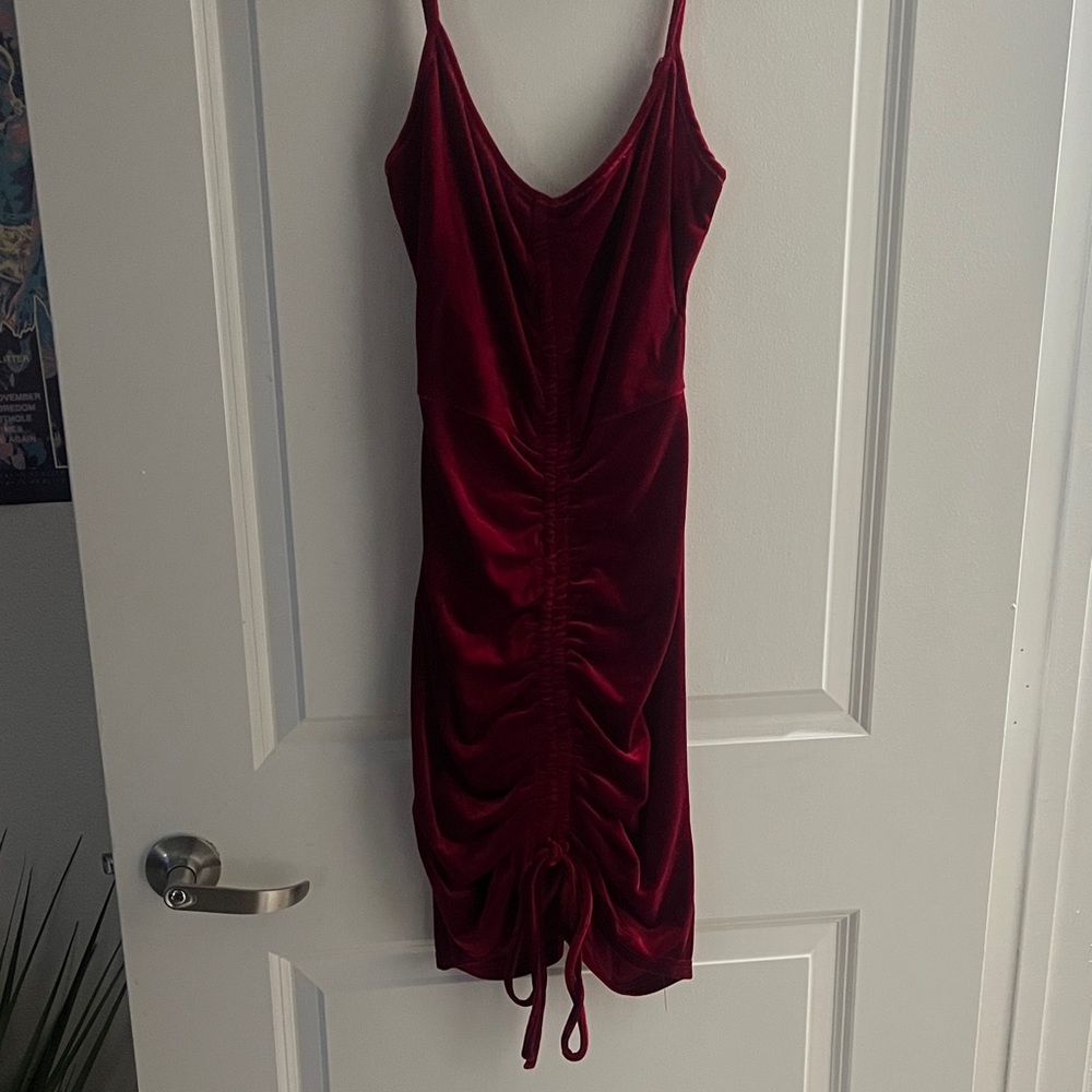 Chic Velvet Ruched Mini Dress in Deep Red